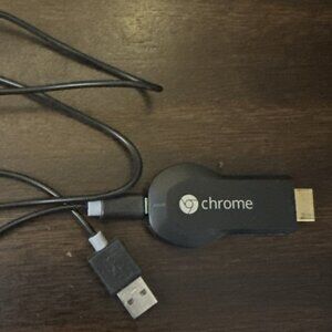 Google Chrome Chromecast Model H2G2-42 HDMI Media Streamer